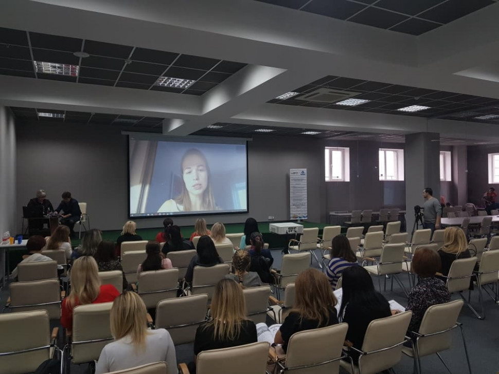 Лучшими бизнес-практиками в направлении женского предпринимательства поделились с представителями бизнеса Ставропольского края